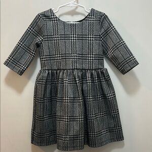 Pastourelle by Pippa & Julie Classic Plaid Kids Dress in Black and Silver Size 5